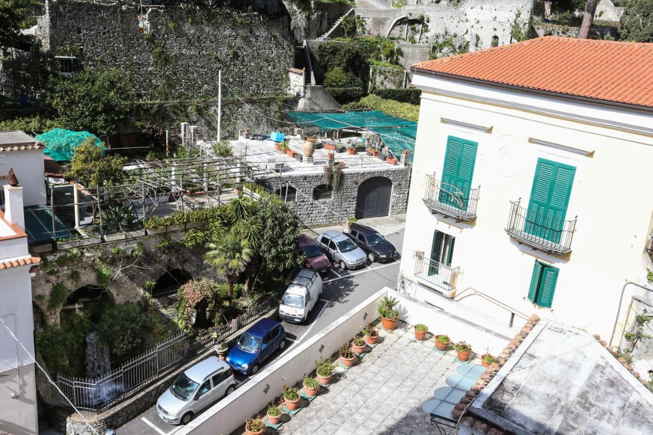 Hotel La Cascata Amalfi Exterior foto